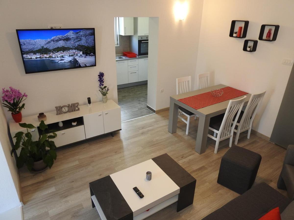 Apartments Edita Макарска Экстерьер фото